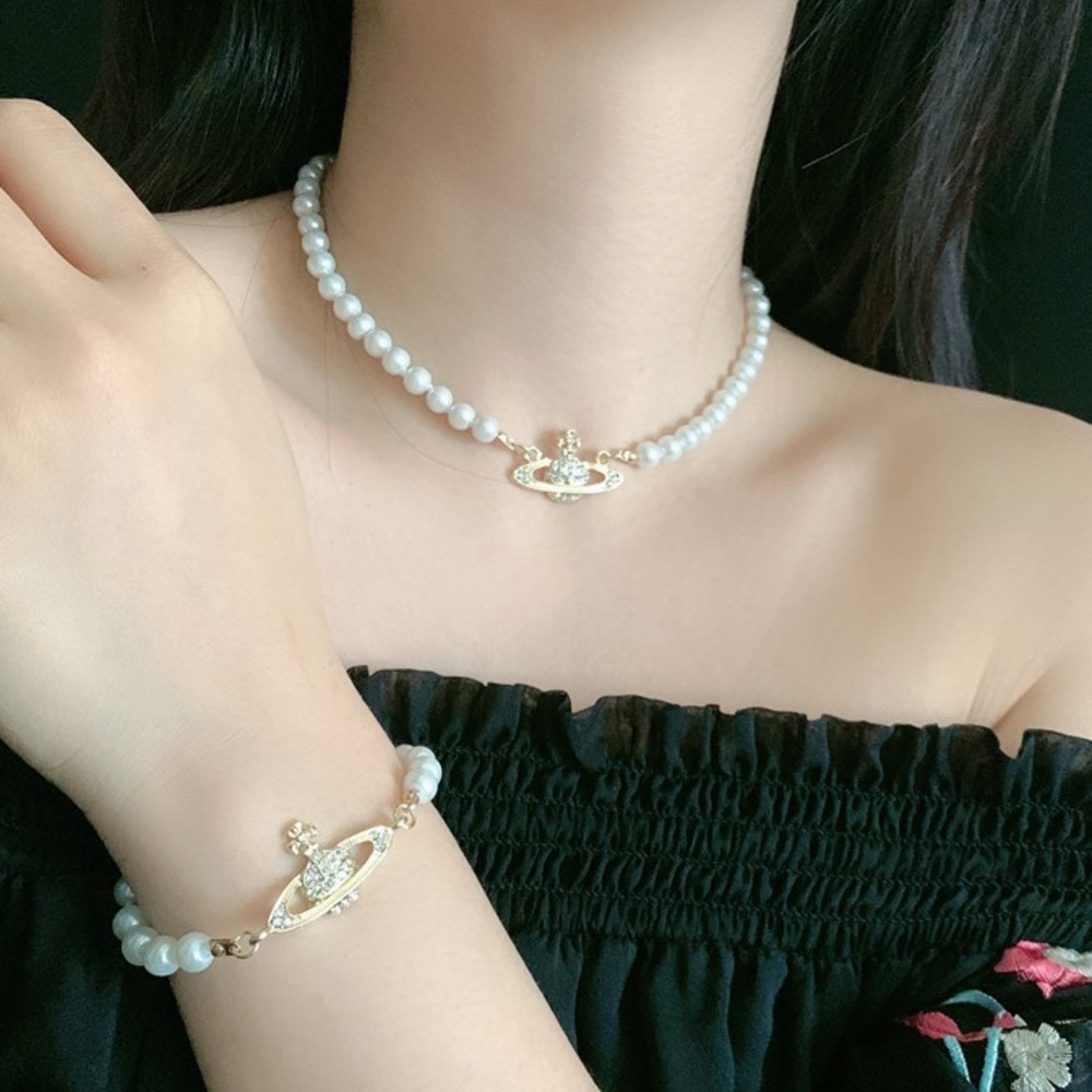 Baroque Elegant Pearl Necklace - Gold - Picture 4 of 6